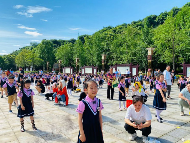 北湖區(qū)北斗幼兒園師生風(fēng)采